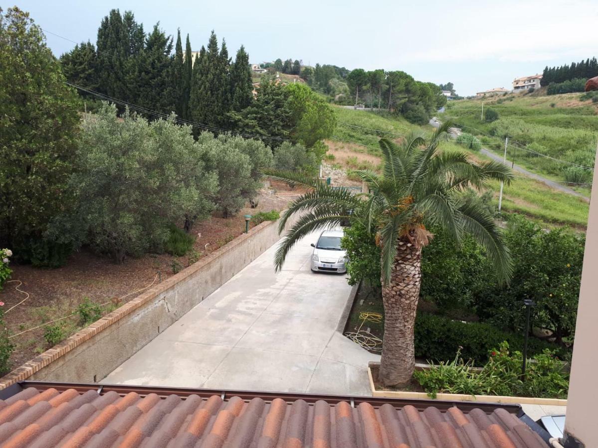 B&B La Collina Dei Poeti Catanzaro Dış mekan fotoğraf